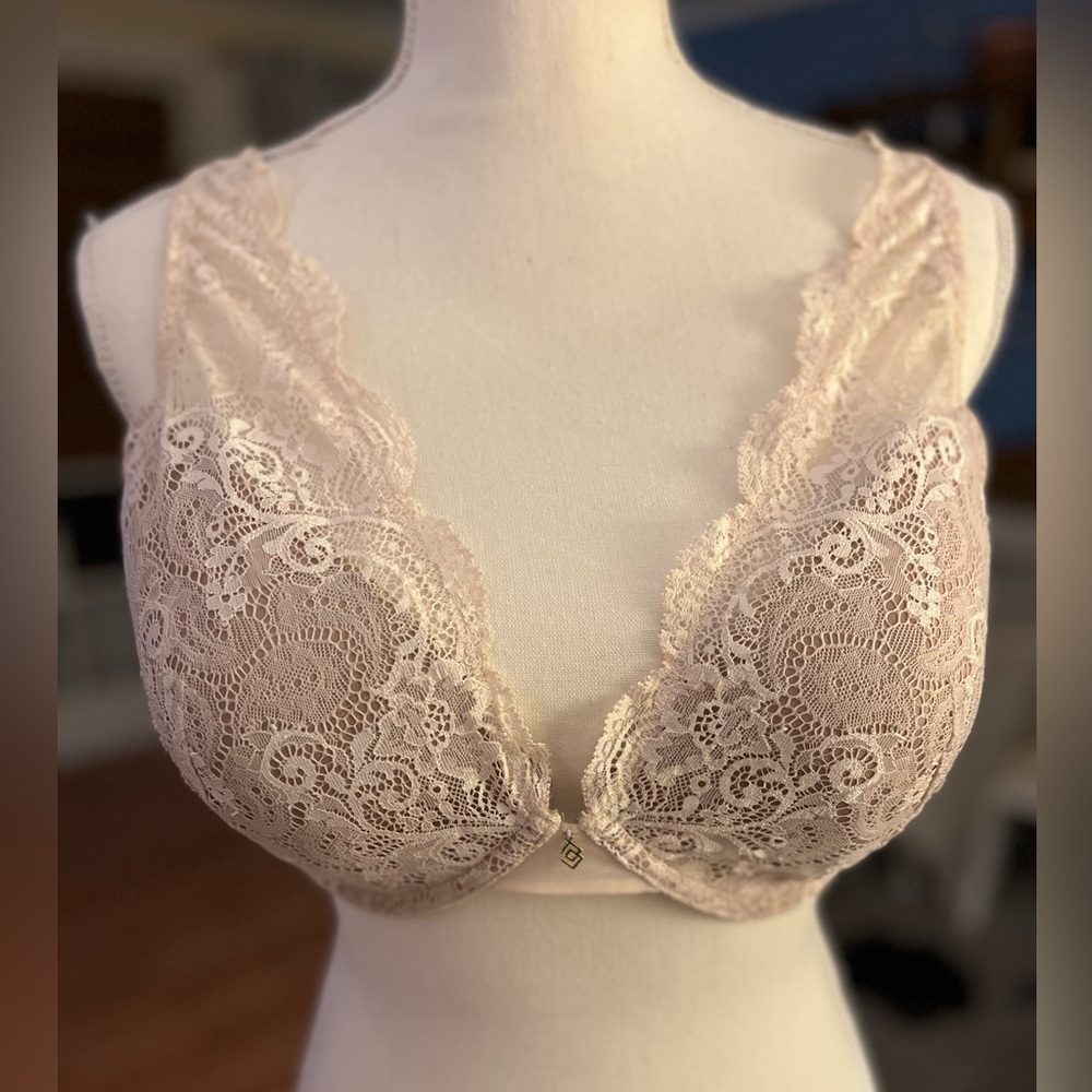 Third love bra, lace contour plunge 40C